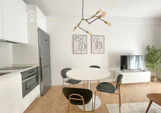 Lloguer Pis a Huertas 23. Alquiler de espectacular piso reformado y amueblado en calle hue
