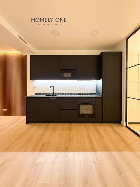 Foto b8b695d6-6bb2-4182-85c2-5c288d476743. Piso lujoso estudio en el barrio de salamanca en Castellana Madrid