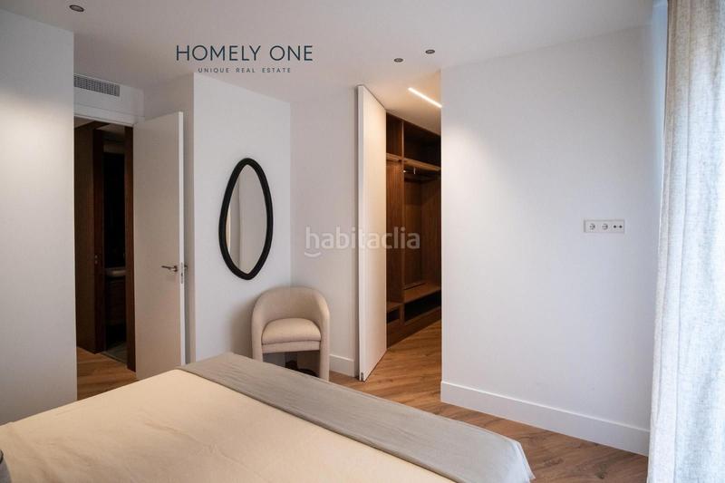 Foto 771869e5-0c0f-4397-a2d7-d59a0c9fc580. Piso maravillosa vivienda totalmente exterior con 10 huecos a la calle 6 balcones en Madrid