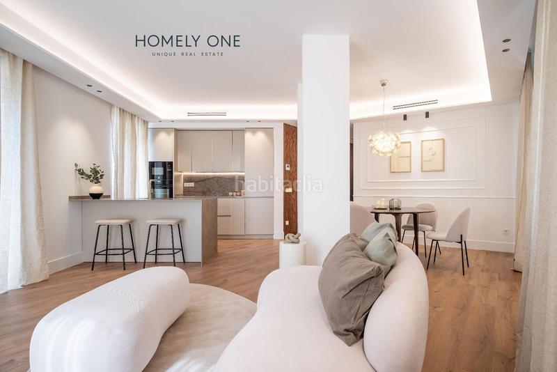 Foto 02a4e4b1-3542-475c-a48e-e63886faa56a. Piso maravillosa vivienda totalmente exterior con 12 huecos a la calle en Madrid