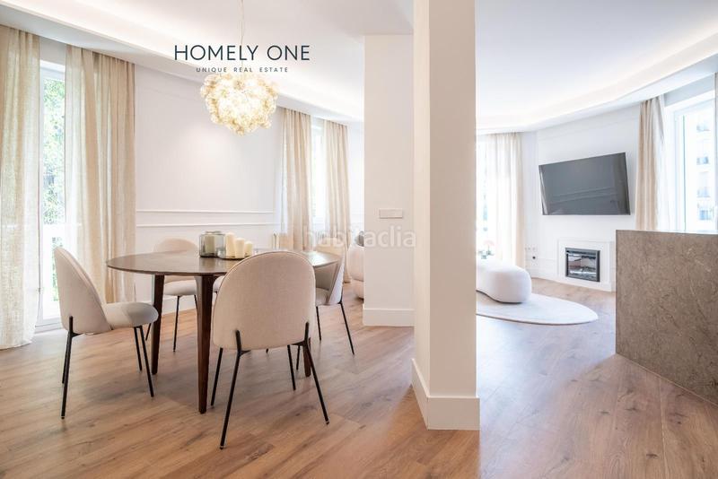 Foto 0c407233-1db1-484b-870b-81b4f27db33b. Piso maravillosa vivienda totalmente exterior con 12 huecos a la calle en Madrid