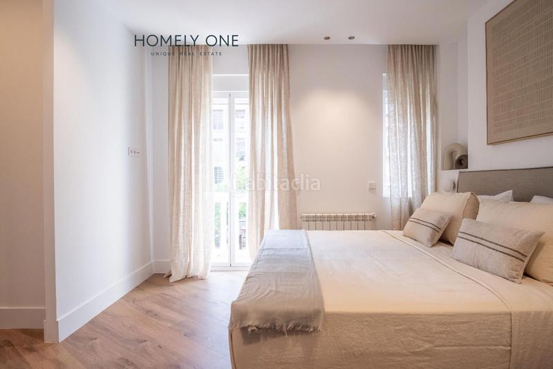 Foto 1a0921c8-b07f-4d5c-83e5-1f30cec37e2d. Piso maravillosa vivienda totalmente exterior con 12 huecos a la calle en Madrid