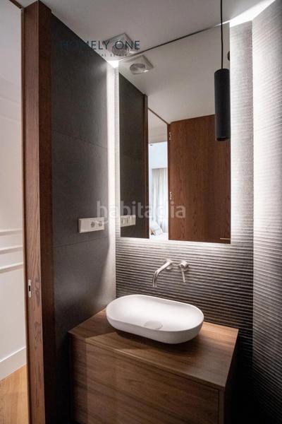 Foto 9c5af2cd-ae49-4a19-ab51-1fc4ca00b248. Piso maravillosa vivienda totalmente exterior con 12 huecos a la calle en Madrid