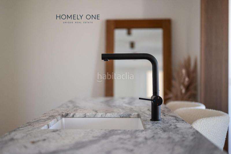 Foto c2de52de-f3b4-4f3d-9c36-fb83b8304fc4. Piso vivienda de lujo en el centro en Cortes-Huertas Madrid