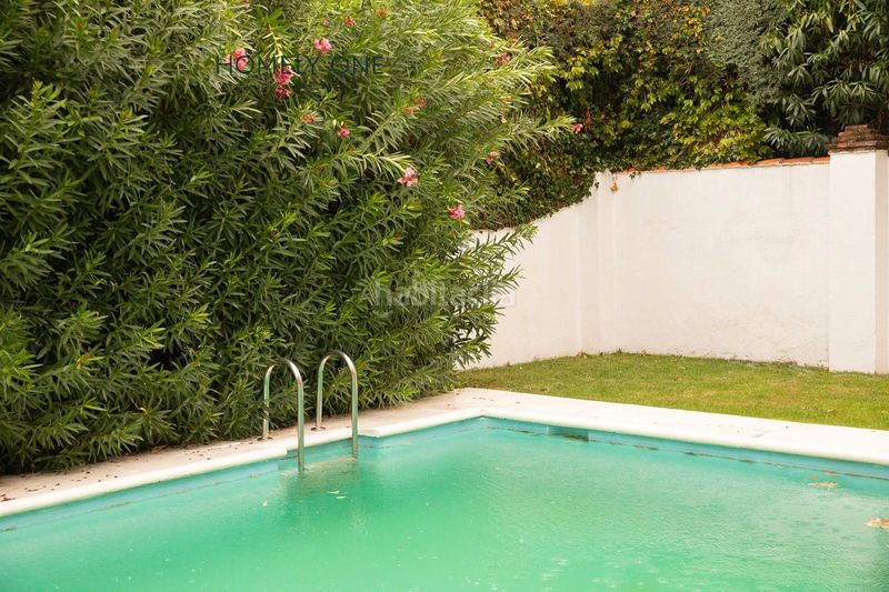 Foto ddaaaf82-731d-449f-8e92-003cd838b2d2. Lloguer pis amb calefacció piscina a Costillares Madrid