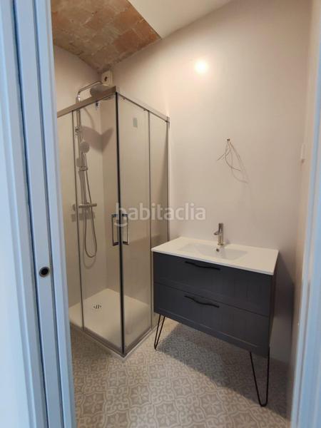 Foto 00d3df6c-2dfd-4c4c-8a9a-88e48efa096c. Erdgeschoss mit heizung in Casagemes Badalona