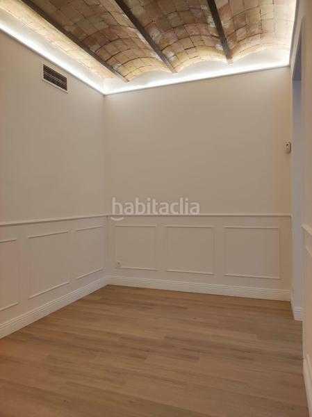 Foto 11852b03-ceab-4a1a-bc56-f5b4d7ac970d. Erdgeschoss mit heizung in Casagemes Badalona