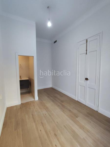 Foto 2de3eb2d-6166-4fa5-aa0e-77795e0b510e. Erdgeschoss mit heizung in Casagemes Badalona