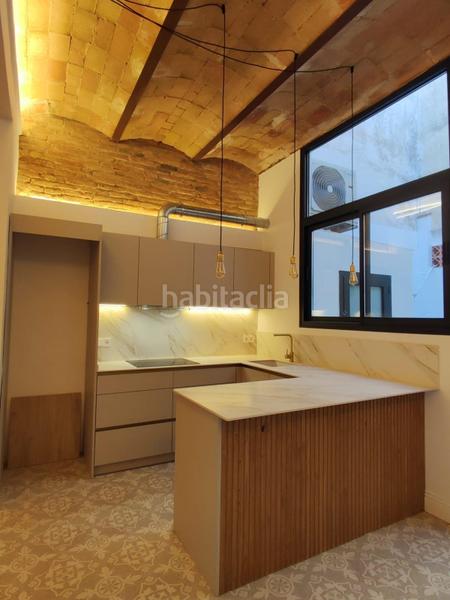 Foto 4c9d8315-ddbd-4144-a7c5-18043ef2b09b. Erdgeschoss mit heizung in Casagemes Badalona