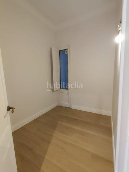 Foto 75000e8d-3304-42eb-a985-7781e0774730. Erdgeschoss mit heizung in Casagemes Badalona