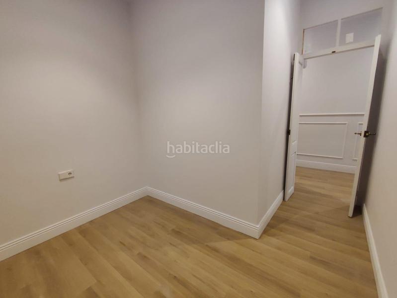 Foto 8b8bd77b-37b3-4118-ae61-723e1bc5b6ba. Erdgeschoss mit heizung in Casagemes Badalona