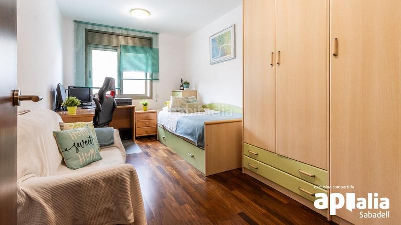 Foto 6c762e81-e785-4b62-96e5-3e8f04156cbb. Duplex avec chauffage parking dans Creu Alta Sabadell