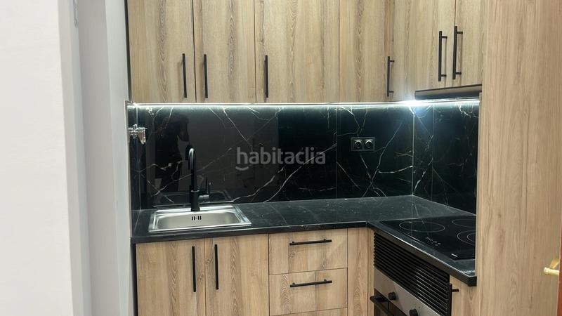 Foto 85707ab8-2cba-4f8a-a69a-01963b0dd114. Local comercial a Baix Guinardó Barcelona