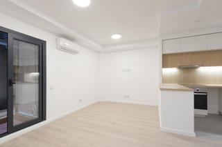 Rez-de-chaussée  Carrer de nàpols. Piso  barcelona gràcia  el camp den grassot