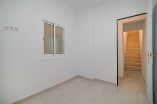 Local Comercial  Rodrigo caro. Piso  barcelona nou barris  les roquetes