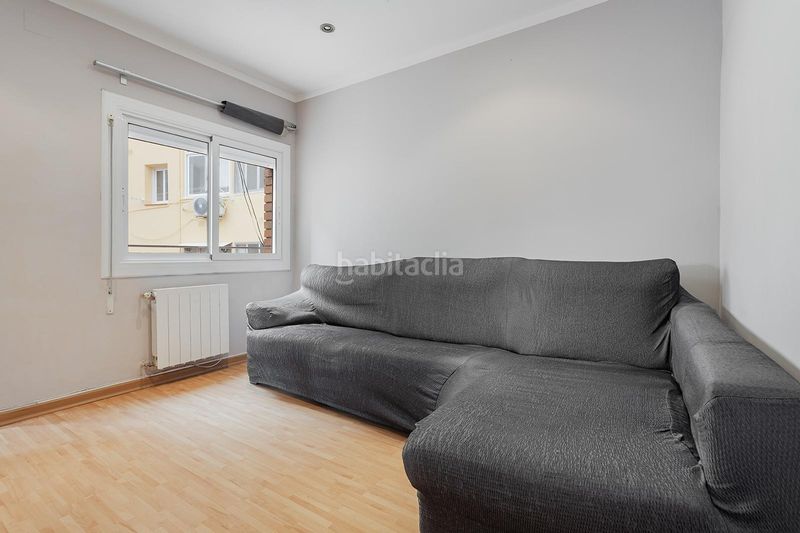 Foto a732989a-f69c-4d28-b14d-df75b718c27d. Pis a Sant Andreu de Palomar Barcelona