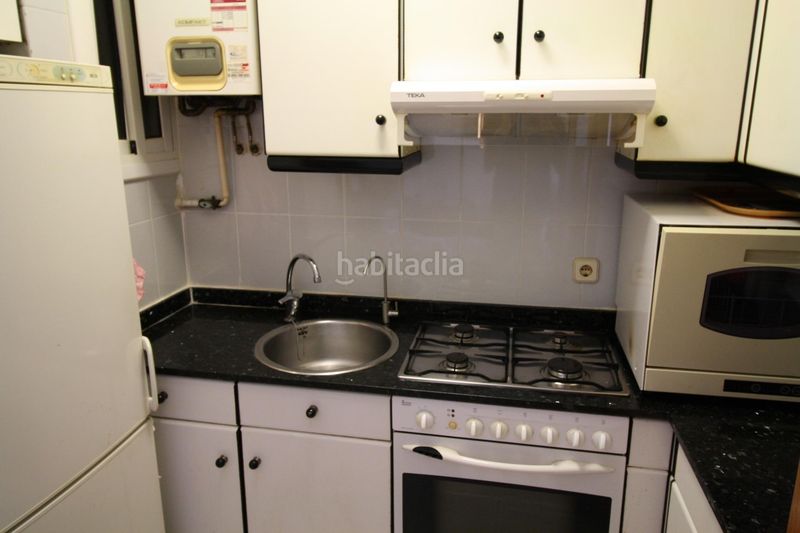 Foto 9aa3e8b9-e5da-487b-9c20-bde641023974. Àtic a Sant Antoni Barcelona