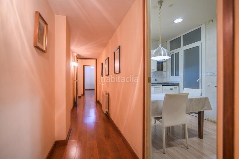 Foto f0c84ad1-6d24-47d3-9727-1a547771ad87. Pis a Sant Antoni Barcelona