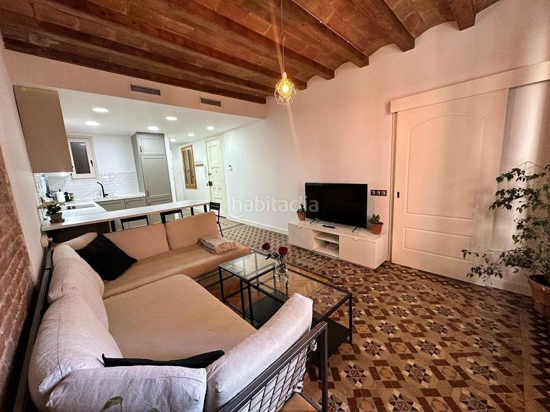 Foto b2ad0568-2d99-4c3d-a006-fe9a2022aa22. Piso  ciutat vella el Raval en Raval Barcelona