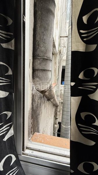 Foto b00614f2-13ef-4b10-9bf2-94403defaa3e. Edificio propiedad vertical Can Vidalet en Can Vidalet Esplugues de Llobregat