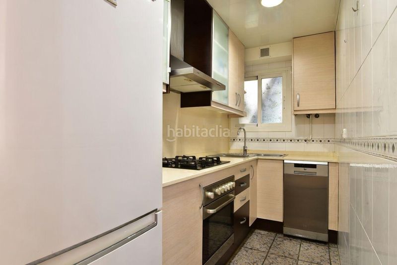 Foto 268d9737-b512-42d1-adb8-f644c725e845. Àtic a Carmel Barcelona