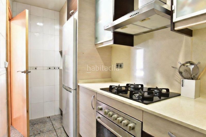 Foto d76c1b17-21a5-4617-a14f-3febbfbc98d9. Àtic a Carmel Barcelona