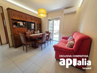 Etagenwohnung  Carrer de francesc casa�as. Piso  sabadell la creu de barber�