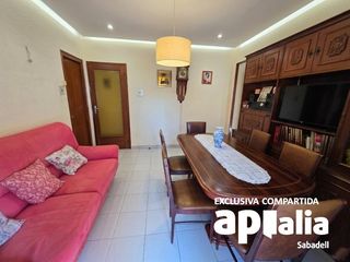 Etagenwohnung  Carrer de francesc casa�as. Piso  sabadell la creu de barber�