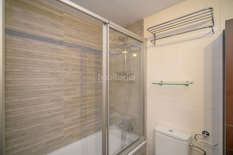 Foto 08e0f00a-7171-4007-90f8-456df6a837de. Piso  sants montjuïc La Marina del Port en Barcelona