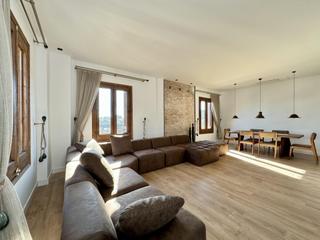 Piso  Carrer del carme. Reformado a estrenar última planta con encanto barcelonés calle