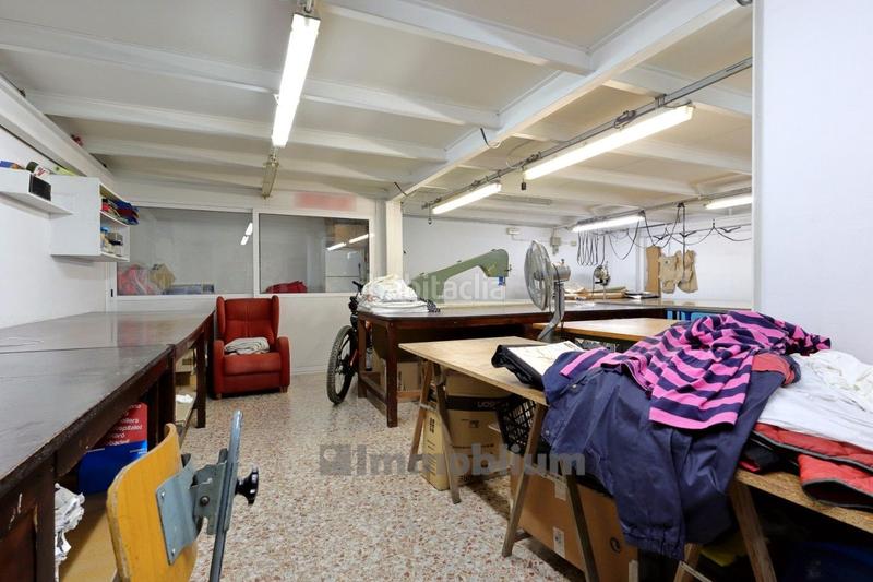 Foto 52c105fb-77f5-4135-970d-6e7379b442ce. Rent business premise in Centre Mataró