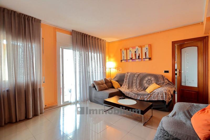 Foto ce115be2-9382-4ee8-a1d7-4c591c991dcd. Piso reformado con terraza en Cerdanyola Sud Mataró