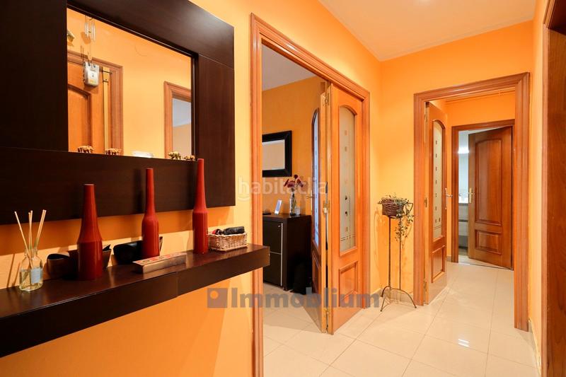 Foto ecd637ea-c96f-48ff-8f19-e6719d6e1433. Piso reformado con terraza en Cerdanyola Sud Mataró