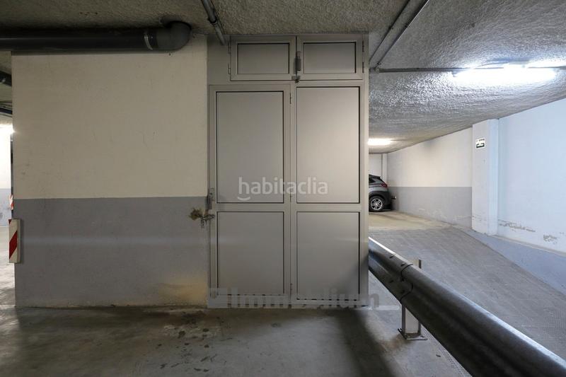 Foto 4b13bdb2-03a0-49d0-97c1-4d0fd8b38a0e. Aparcament cotxe a Via Europa - Parc Central Mataró
