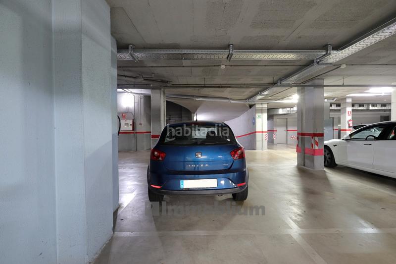 Foto 6dbfbe9e-82a4-4018-b87b-9010f1a864e1. Parking coche grande con buen acceso en Via Europa - Parc Central Mataró