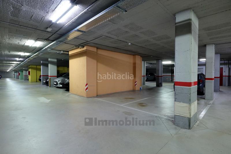 Foto 9c6348e1-712d-4338-813b-ec464d05cc5a. Parking coche grande con buen acceso en Via Europa - Parc Central Mataró