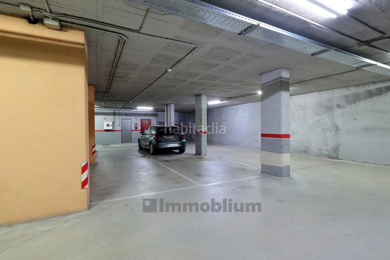 Foto c477e5b9-29fd-4abb-83fd-68a1dcf8cd02. Parking coche grande con buen acceso en Via Europa - Parc Central Mataró