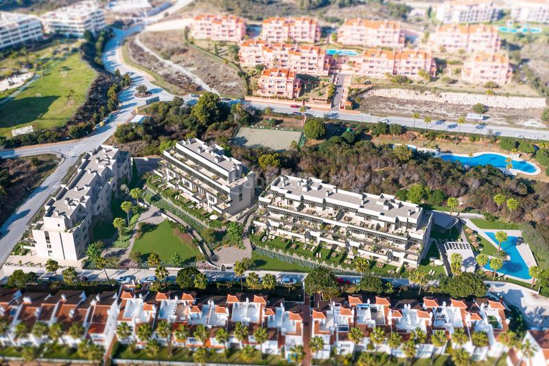 Foto e368afbd-04c7-4cab-963e-2e236b2742f4. Apartamento en El Faro de Calaburra - Chaparral Mijas