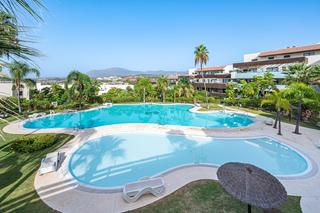 Planta baja en Benahavís pueblo. Apartamento en los flamencos