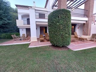 Planta baixa a Los Arqueros  - Puerto del Almendro. Apartamento planta baja en benahavís