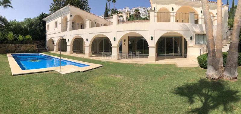 Foto 32ae6c40-007e-4b37-8a79-0139813fe1b8. Casa villa de lujo en primera línea de golf en los arqueros en Benahavís