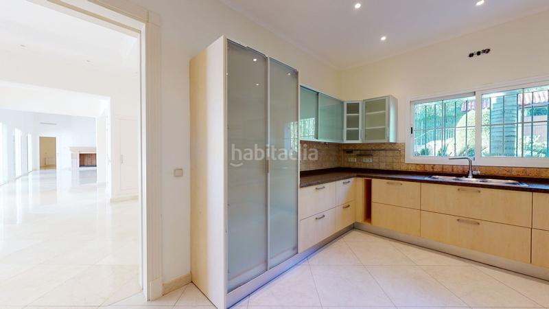 Foto b89c615f-2b81-48bf-a5b5-bb6231598682. Casa villa de lujo en primera línea de golf en los arqueros en Benahavís
