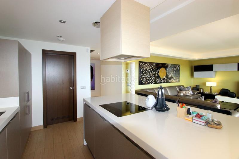 Foto 91c4dd06-e8dc-4409-96f9-6c0a5253e486. Apartamento  planta media en los arqueros en Benahavís