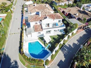 Maison à Los Monteros. Villa en venta en una de las zonas más privilegiadas de marbella