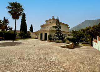 Casa a Carmen montiel-san miguel 10. Fantástica villa ubicada en una zona muy popular y céntrica.