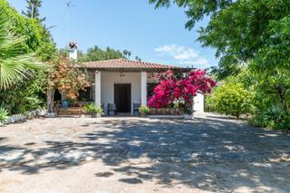 Casa en Centro. Encantadora finca con un hermoso jardín