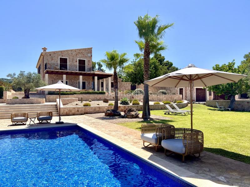 Foto 42cd21d9-422c-4da0-b3d3-d1aa2185f350. Haus mit parking pool in Manacor centre Manacor