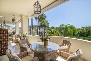 Appartement à Nueva Andalucía centro. Las alamandas, en el corazón del valle de golf de nueva andalucí