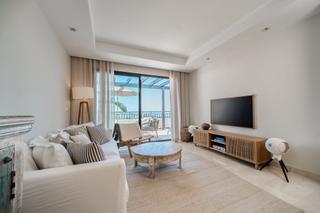Ático en La Quinta. Impresionante ático con vistas panorámicas en la quinta