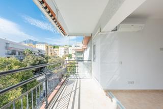 Attique à Playa Bajadilla - Puertos. Acogedor apartamento en el centro de marbella, a pocos pasos de